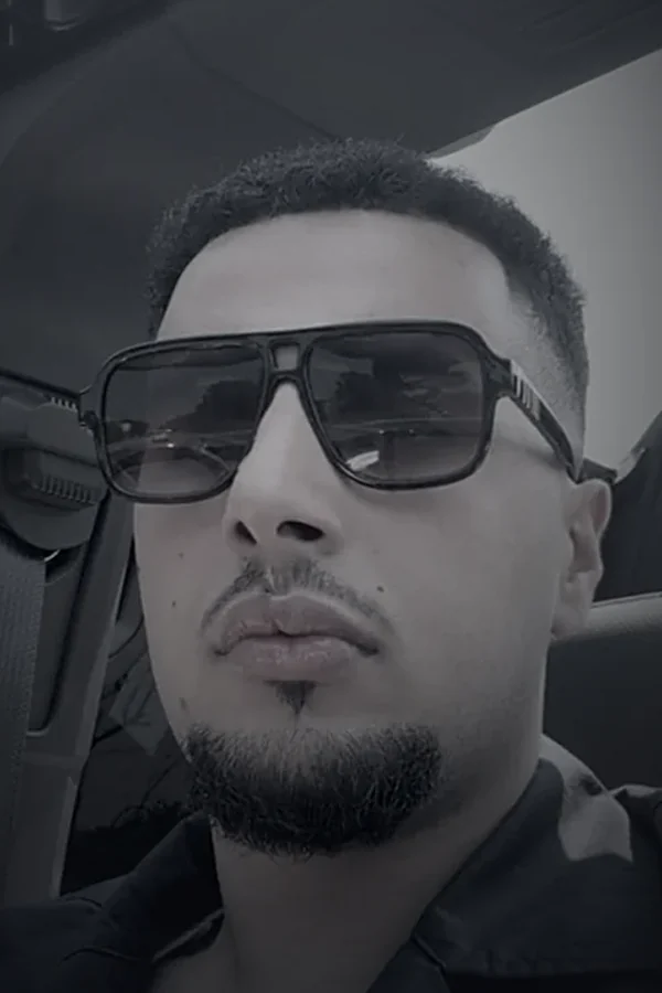 Frosted, barber at The Urban Shave